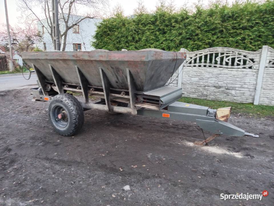 Rozsiewacz wapna RCW3 posypywarka Rozsiewacze nawozów Tychy