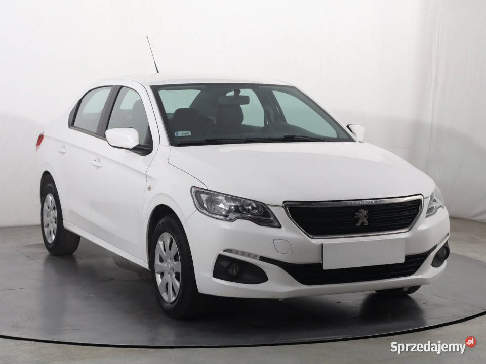 Peugeot 301 12 PureTech Rok produkcji 2018 Katowice