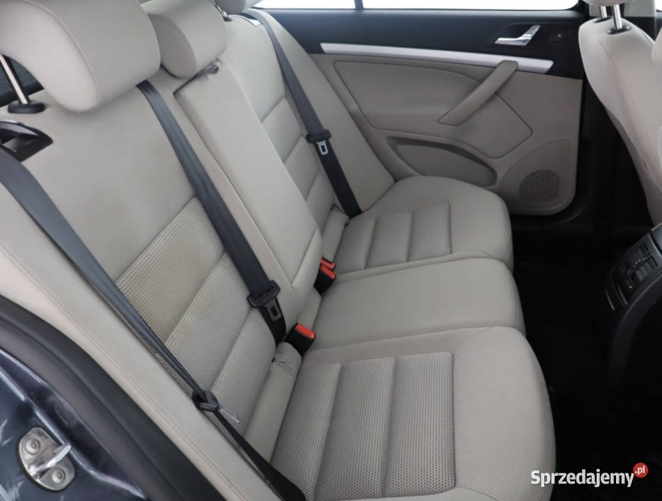 Skoda Octavia 16 szary Bielany Wrocławskie