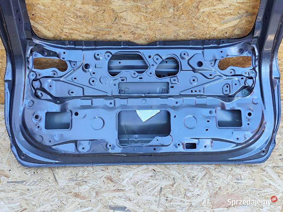 TOYOTA RAV4 RAV 4 V KLAPA TYL TYLNA BAGAZNIKA Przemęt