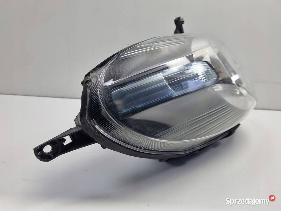 LAMPA PRAWA Nissan Micra K12 0310r PRZEDNI PRAWY Rudka