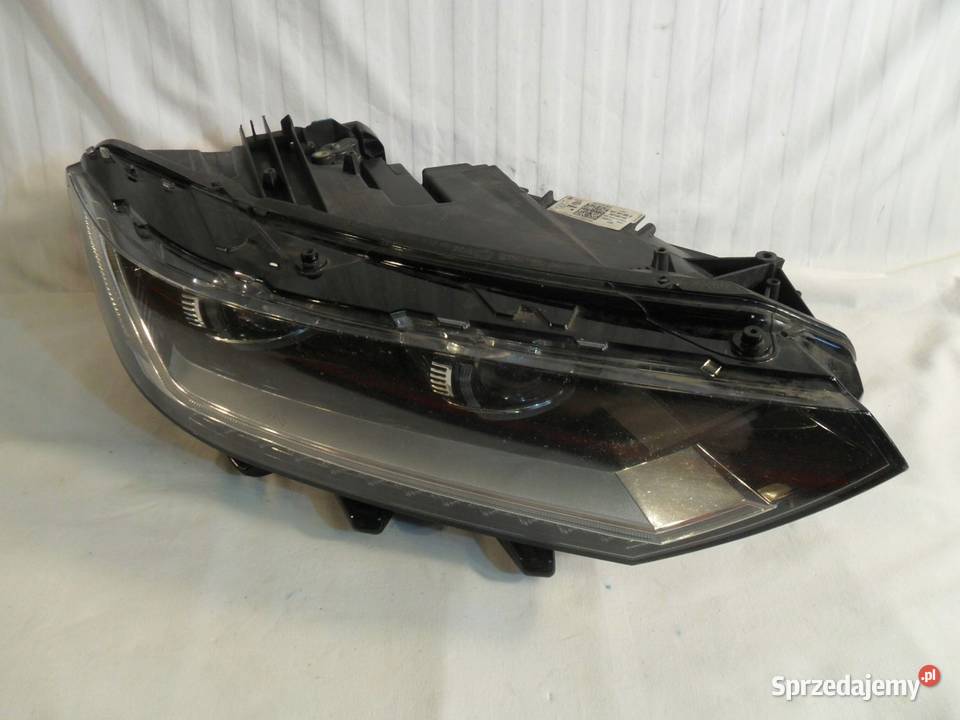 Lampa Przednia Prawa VW Passat B8 Nowy Tomyśl
