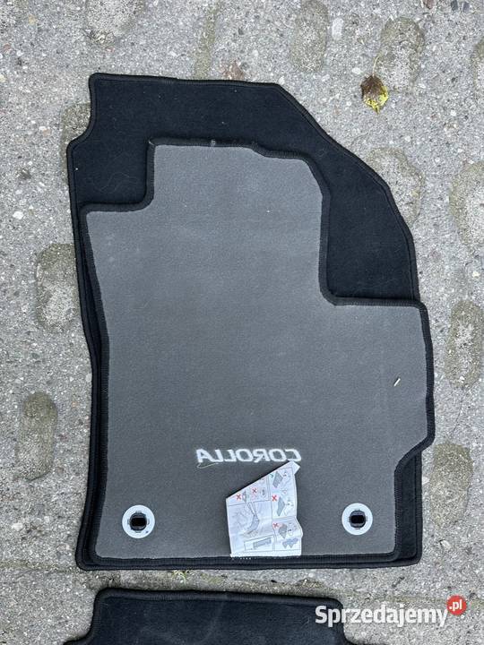 Toyota Corolla Sedan Kombi dywaniki welurowe OE Motoryzacja pomorskie Gdańsk