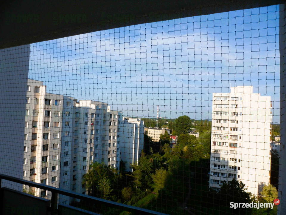 Montowanie siatek przeciw gołębiom na balkon Warszawa