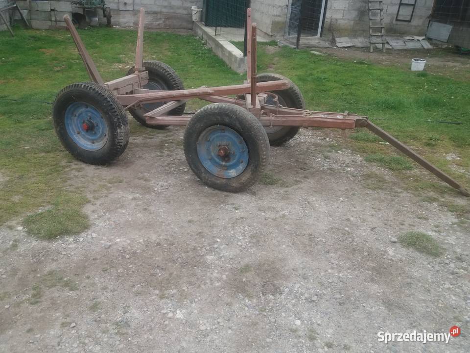 Wóz przystosowany do traktora nieuszkodzony Sędziszów