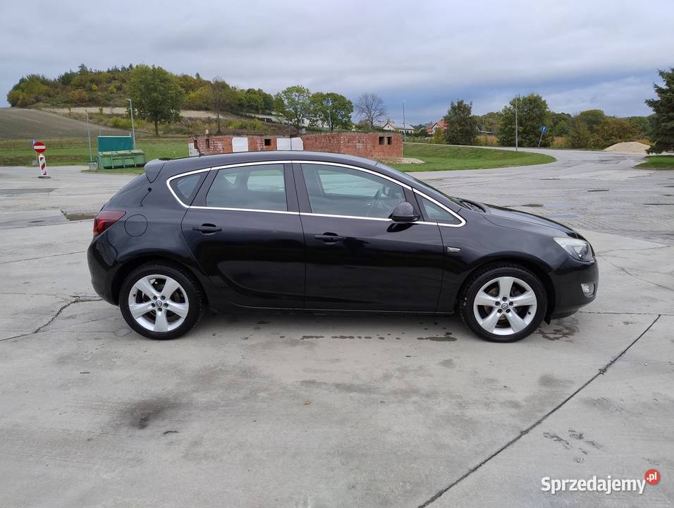 Opel Astra 14 benzyna wersja sport czujnik deszczu Busko-Zdrój sprzedam