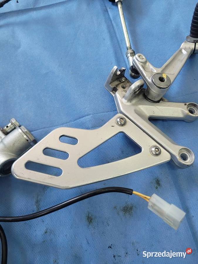 Aprilia TUONO V4 1100 16 set lewy quickshifter Nowy Tomyśl