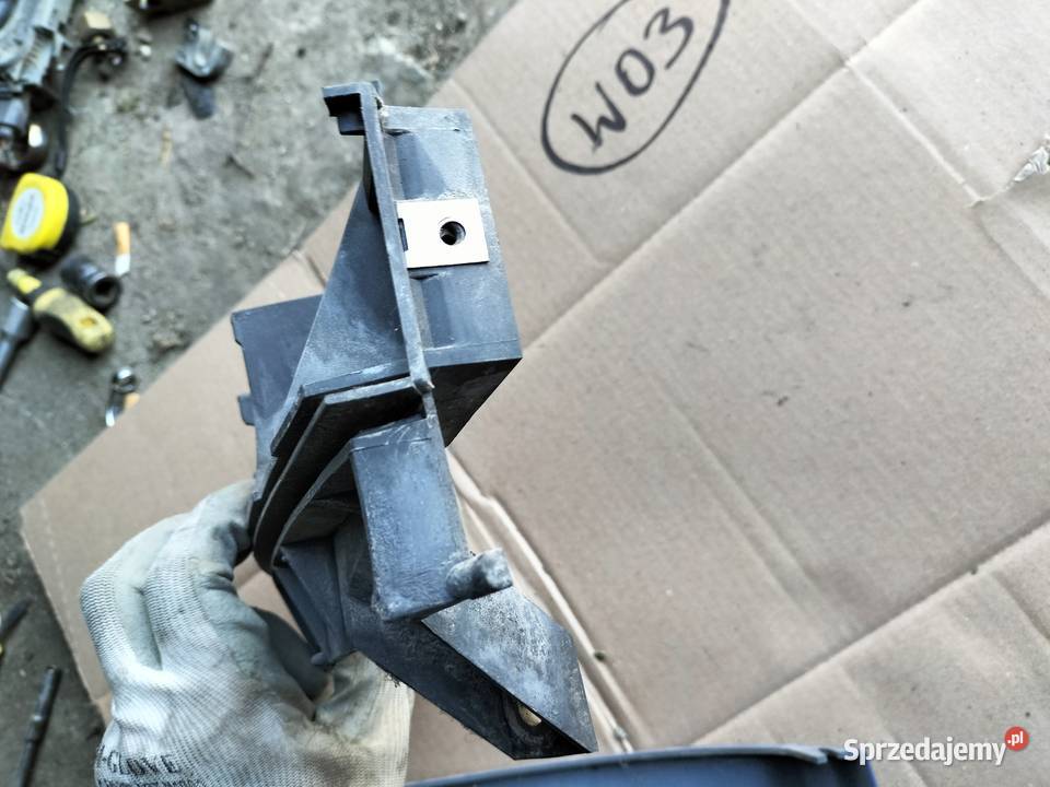 AUDI A38L A3 8L 4D 5D LISTWA POD LAMPE ŚLIZG Kamień-Kolonia