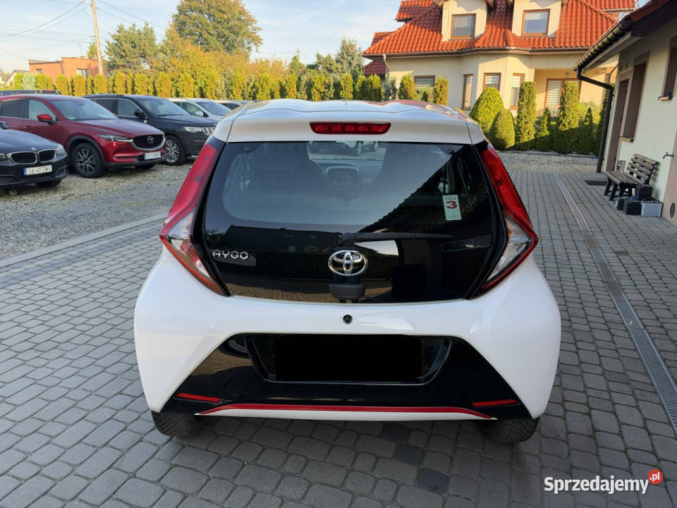 Toyota Aygo 10 72 Klimatyzacja Kamera CarPlay II biały