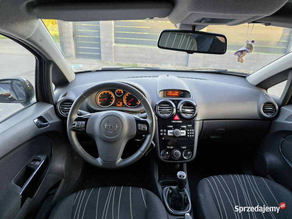 Opel Corsa 14 16V benzyna 5drzwi KLIMA bogate Czarnków