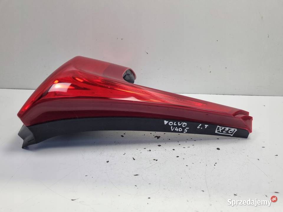 Volvo V40 II 1216r TYLNIA TYLNA LAMPA LEWA lewy lubelskie Chełm sprzedam