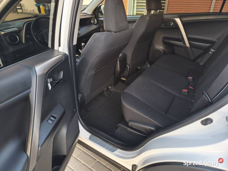SPRZEDAM TOYOTA RAV4 gniazdo USB Gdynia