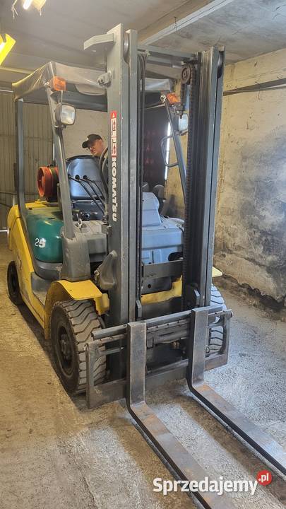 Wózek widłowy Komatsu FG25HY16R 2008 mkvplast