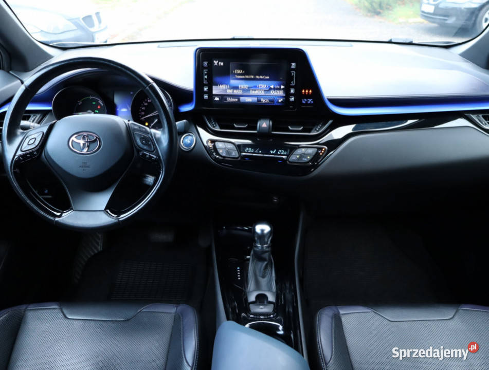 Toyota CHR 18 Hybrid Piaseczno
