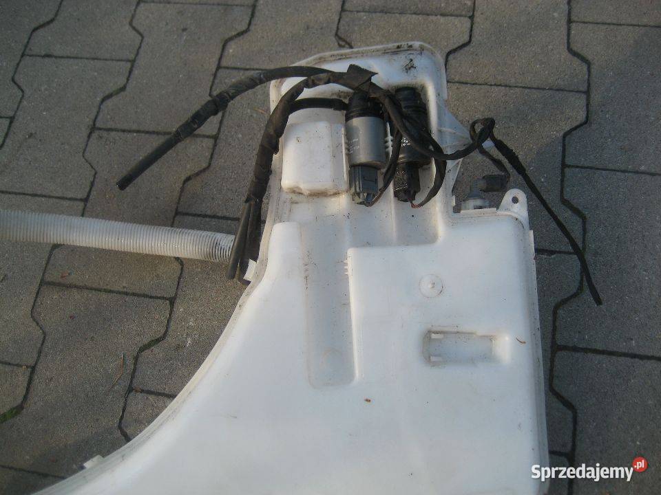 bmw x1 e84 0915r zbiornik spryskiwaczy pompki Motoryzacja Rakoniewice