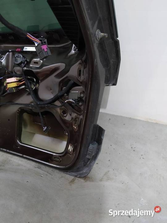 KLAPA TYŁ SZYBA KOMBI Skoda Superb III 2015 osobowe