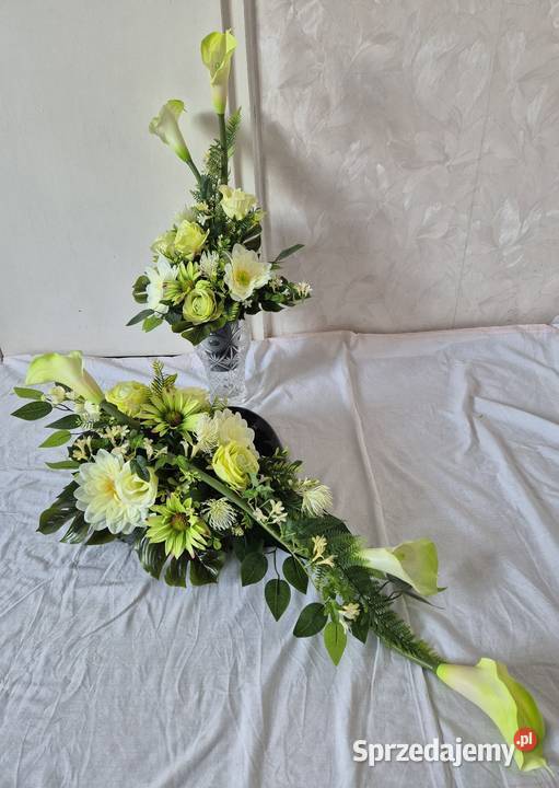 Dekoracja nagrobna w ozdobnym sercu z sentencją Pleszew