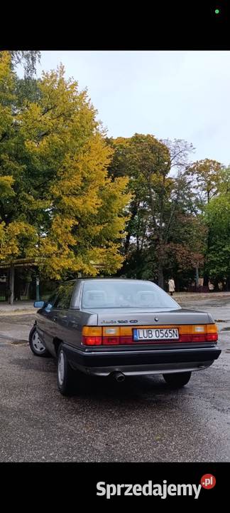 Audi 100 C3 21 benzyna 83 2100cm3