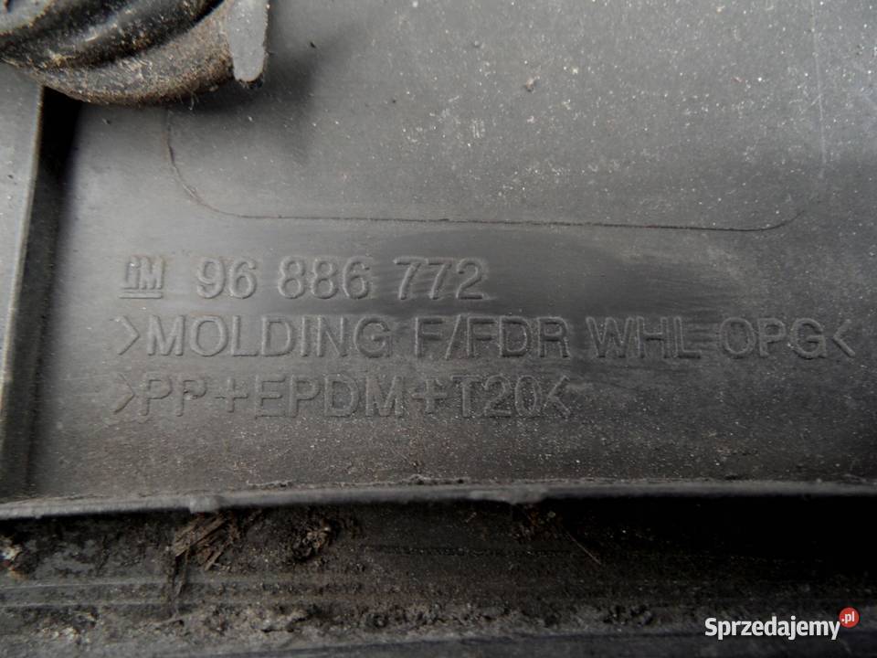 ORLANDO I 11r listwa błotnika prawy przód