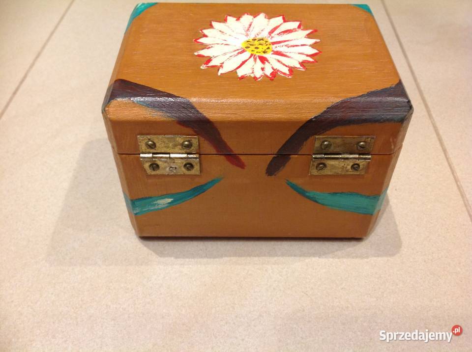 Stara drewniana szkatułka