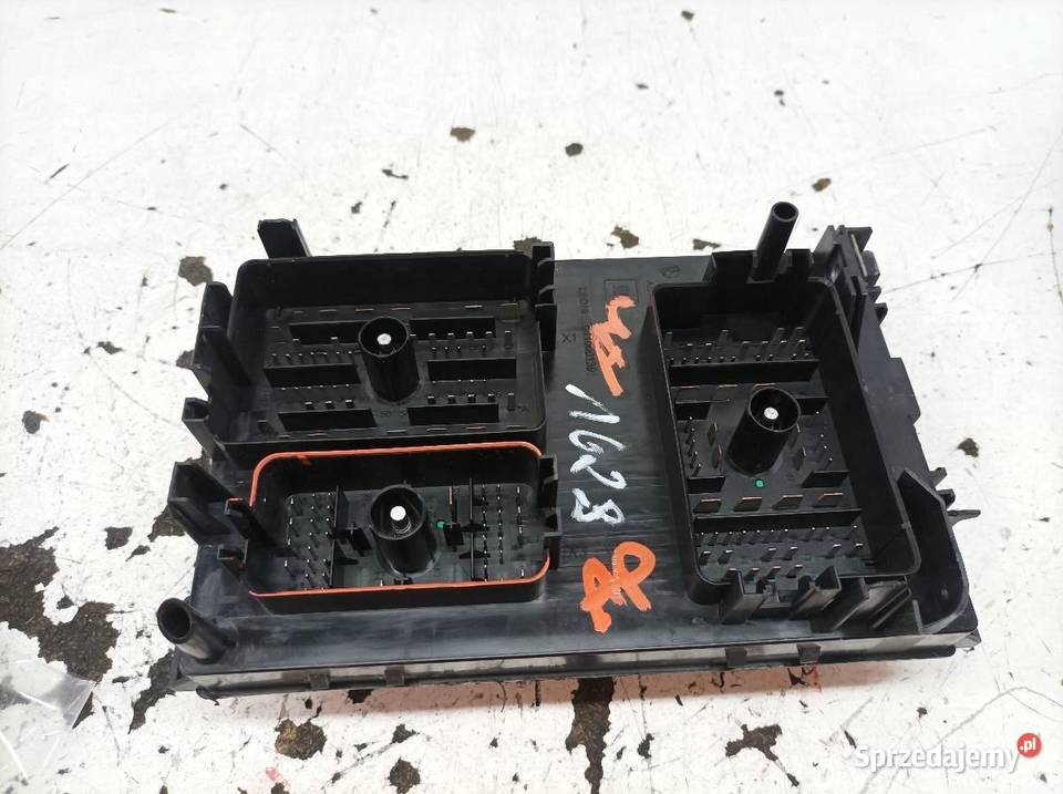 SKRZYNKA BSI 13343982 16 B 115 Opel Astra IV