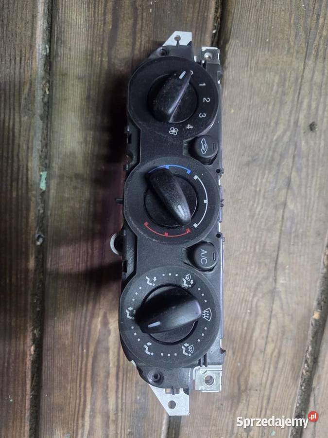 Panel sterowania nawiewem Ford Focus MK2 Łagów