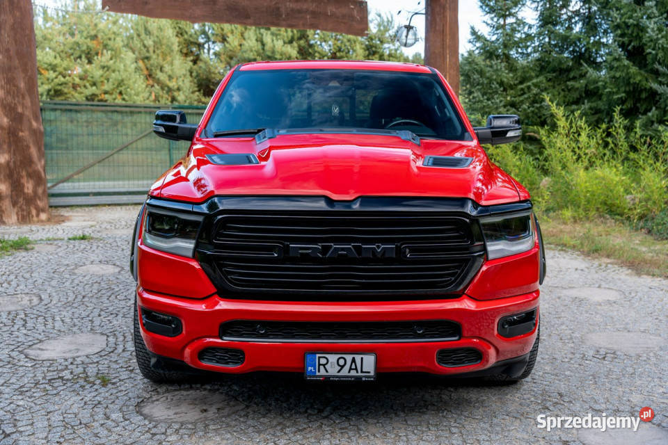RAM 1500 Crew Cab Laramie 57 V8 Hemi Sport Ropczyce