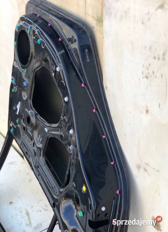 DRZWI TYLNE LEWE TYŁ LEXUS IS220 IS250 II 0513 osobowe podkarpackie sprzedam