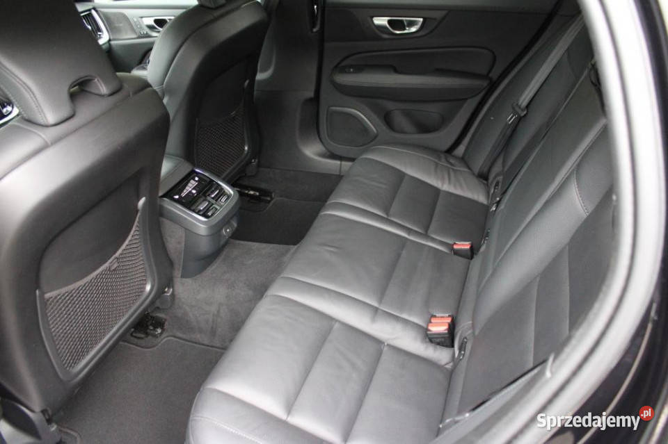 Volvo V60 Cross Country 2023r GWARANCJA FV23 IWŁ sprzedam