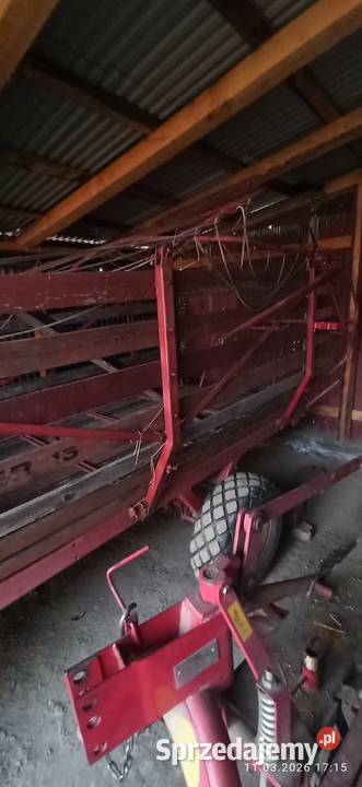 Przyczepa samozbierająca Wysoka