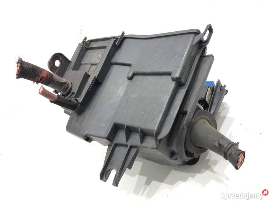 SKRZYNKA BEZPIECZNIKÓW RENAULT TRAFIC III sprzedam