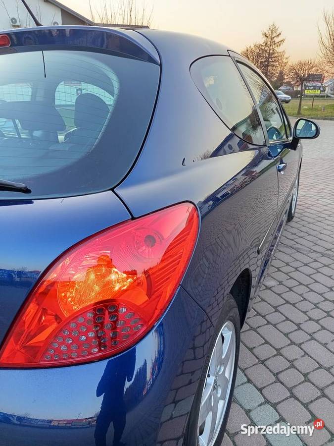 Peugeot 207 14 Benzyna 2008 Stan Idealny Zarejestrowany w Polsce Targowiska