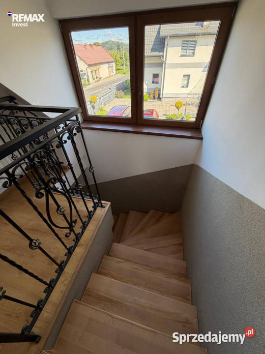 Dom w centrum Ujsoł 254m2 Ujsoły
