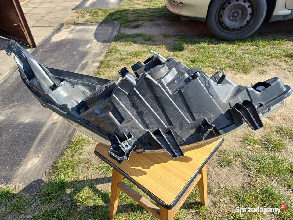 LAMPA LEWY PRZÓD PEUGEOT 207 Turek