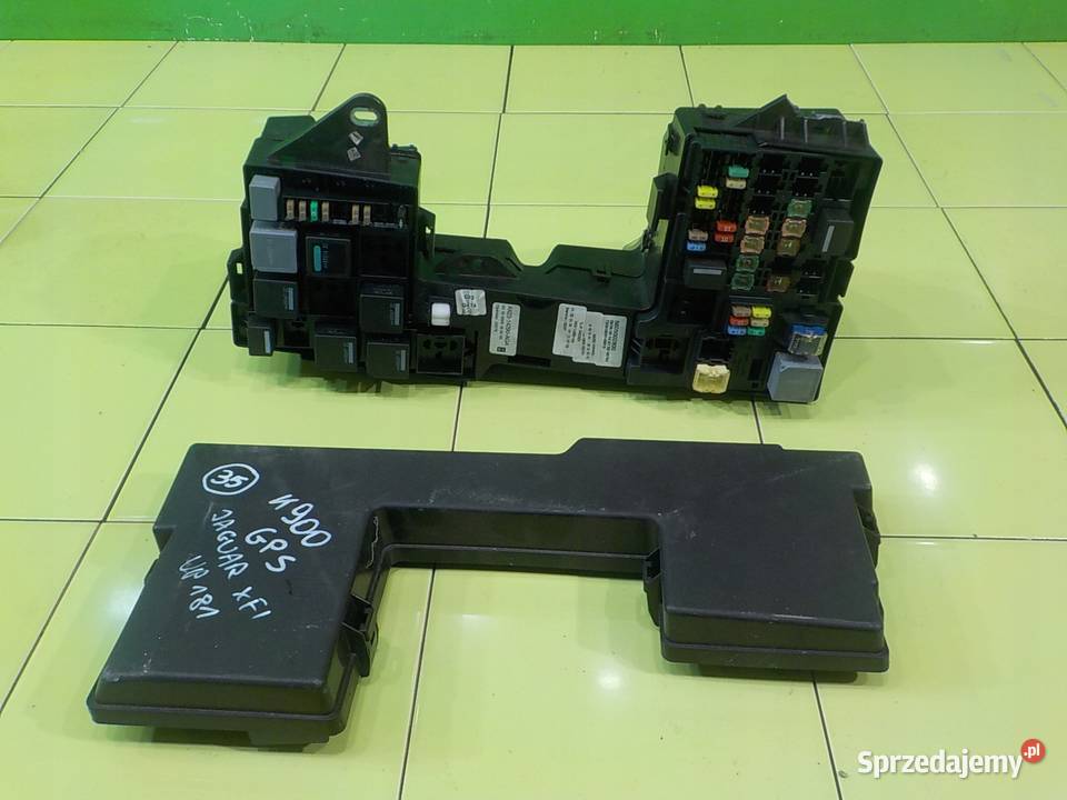 JAGUAR XF I 09r SEDAN 4D skrzynka bezpiecznikow Skrzynki bezpieczników mazowieckie Suków