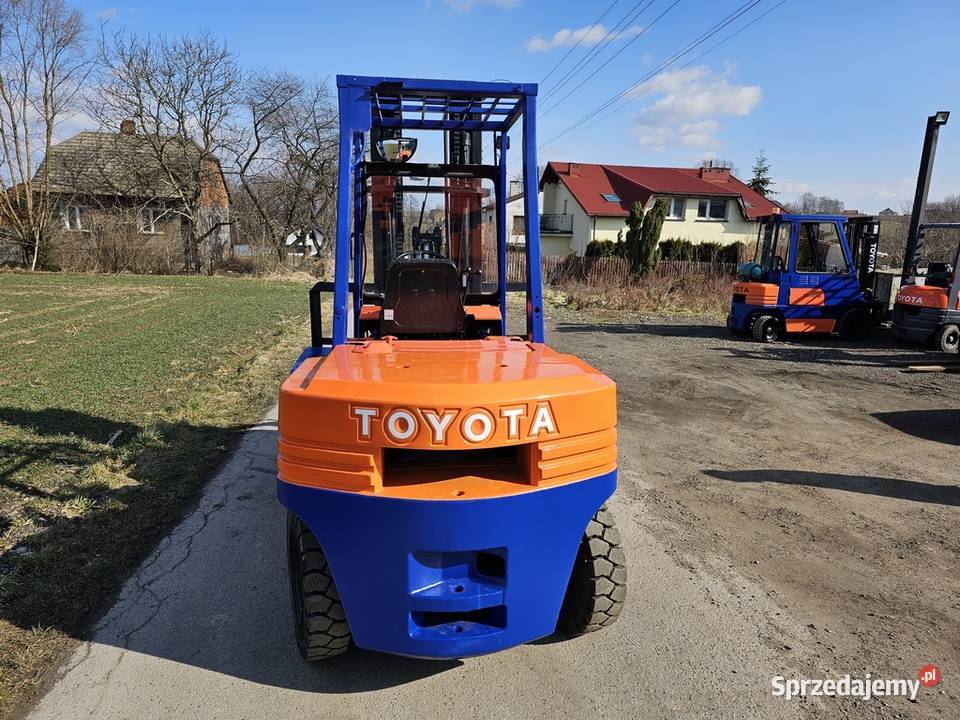 Wózek Widłowy TOYOTA 5FD45 Udźwig 5000 TRIPLEX diesel Tychy sprzedam