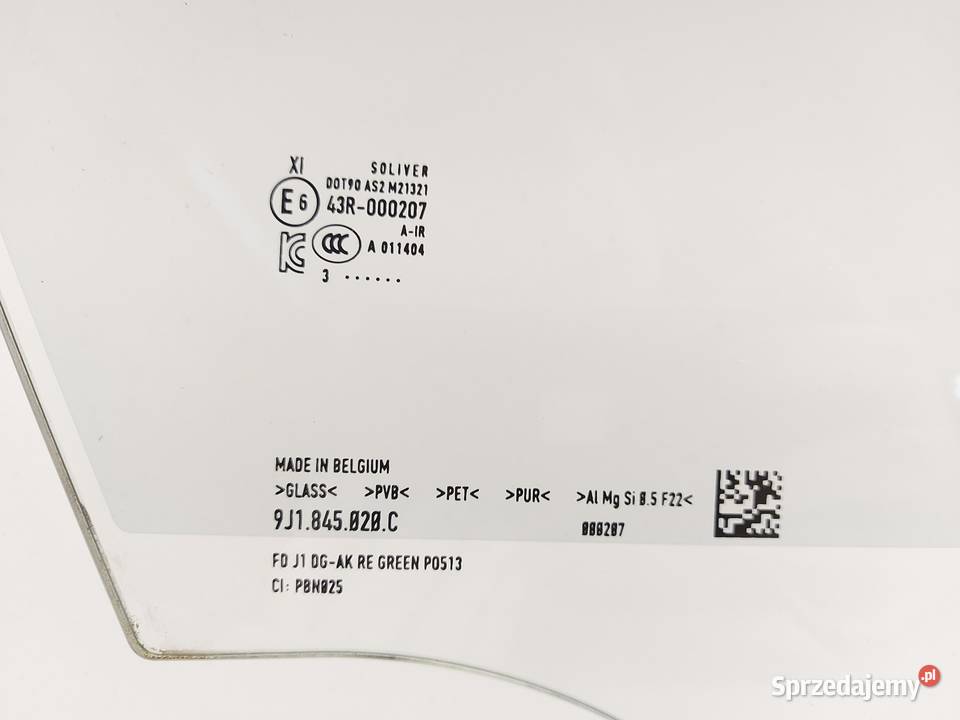 Porsche Taycan GTS 9J1 2023r Szyba przód prawa Boczne (drzwi) Szyby