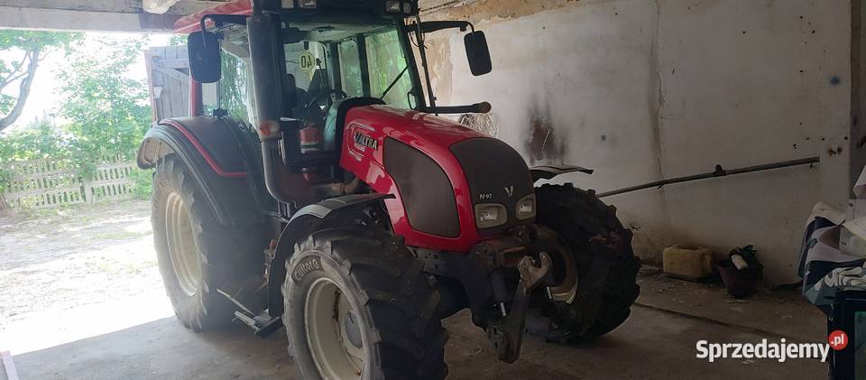 Valtra N92 kupiona u Polskiego dilera Klukowo-Kolonia sprzedam