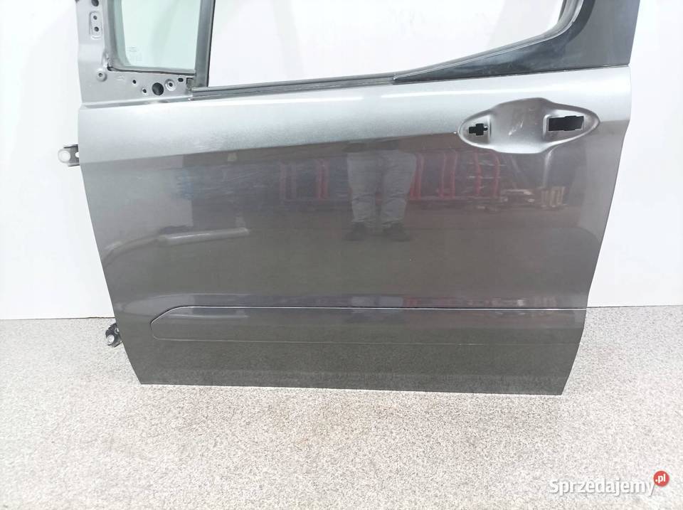 DRZWI LEWE PRZÓD SZARE EN Ford Tourneo Courier I świętokrzyskie sprzedam