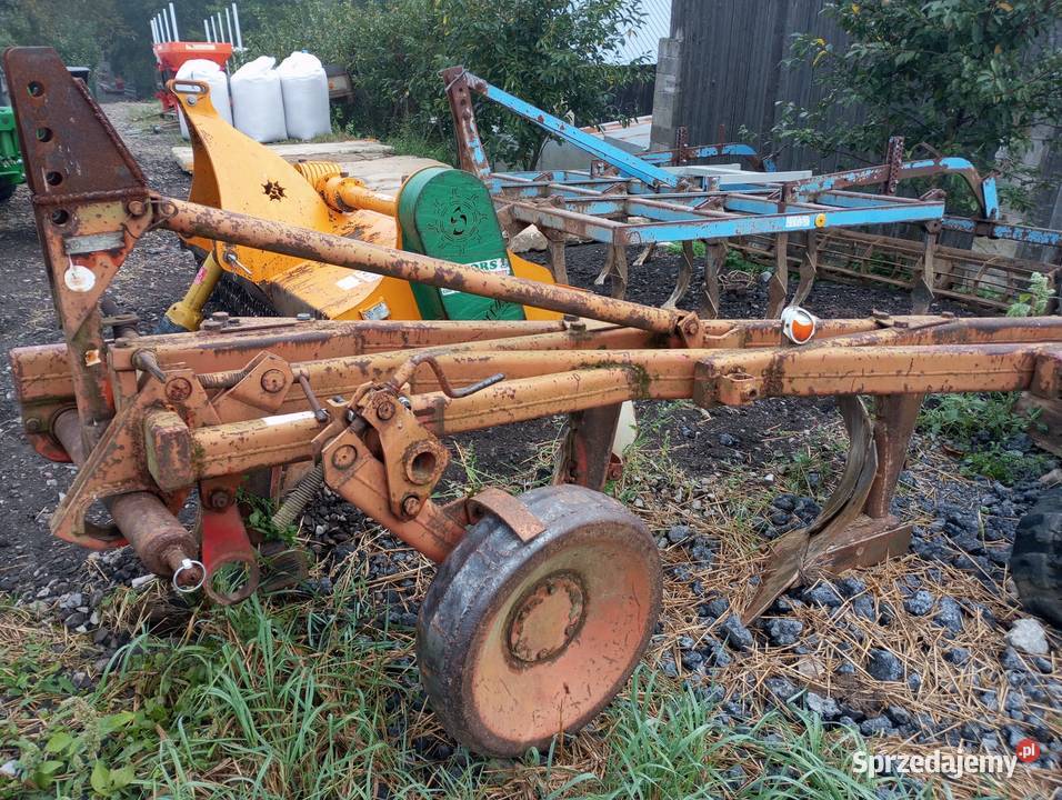 Sprzedam pług 4 skbiowy Grudziądzki nieuszkodzony Pługi Mychów-Kolonia