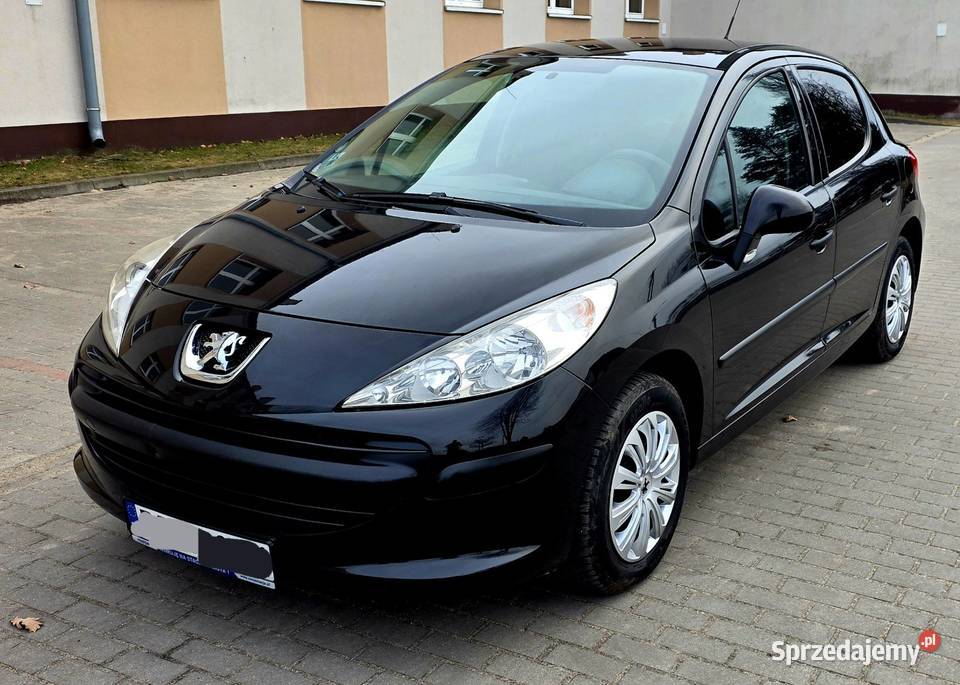 Sprzedam Peugeot 207 14 8v Benzyna Stary silnik sprzedam