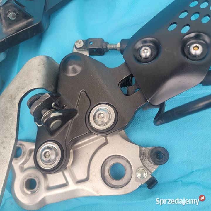 Yamaha MT 07 podnóżek set prawy lewy kierowcy Nowy Tomyśl