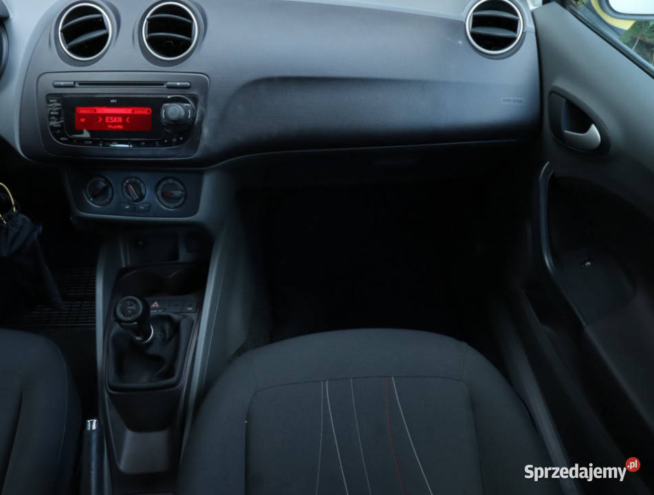 Seat Ibiza 14 16V radio Piaseczno