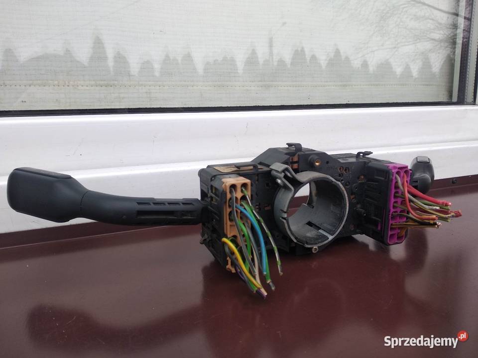 Audi A6 C4 manetki przełącznik zespolony świateł Sieradz