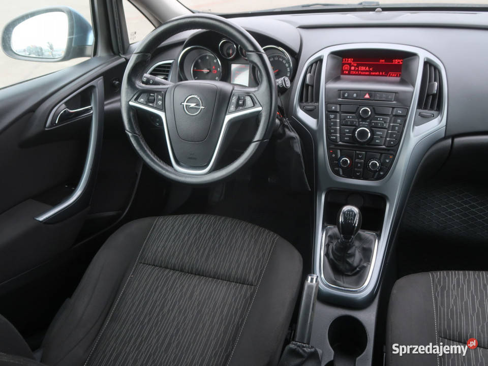 Opel Astra 17 CDTI manualna Bielany Wrocławskie