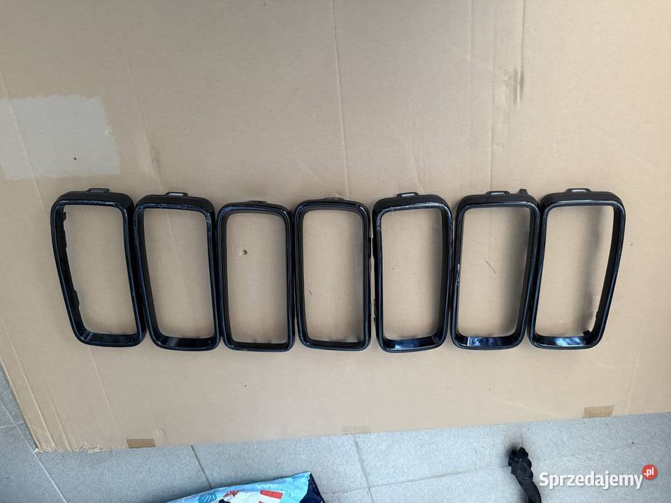 Nakładki kratki atrapy grilla Jeep Rengade Kolbuszowa Dolna sprzedam