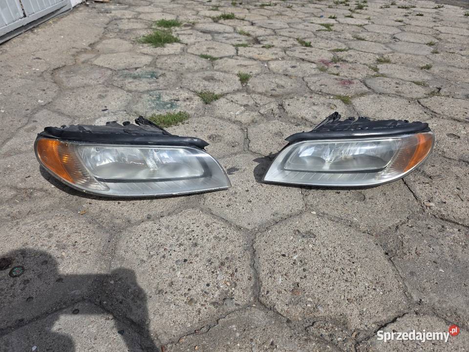 Lampy przód Volvo S80 II Chodzież