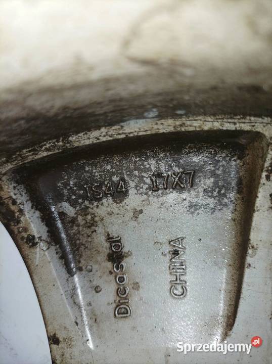 FELGA ALUMINIOWA R17 5X115 ET44 OC66MM 17X7 OPEL sprzedam