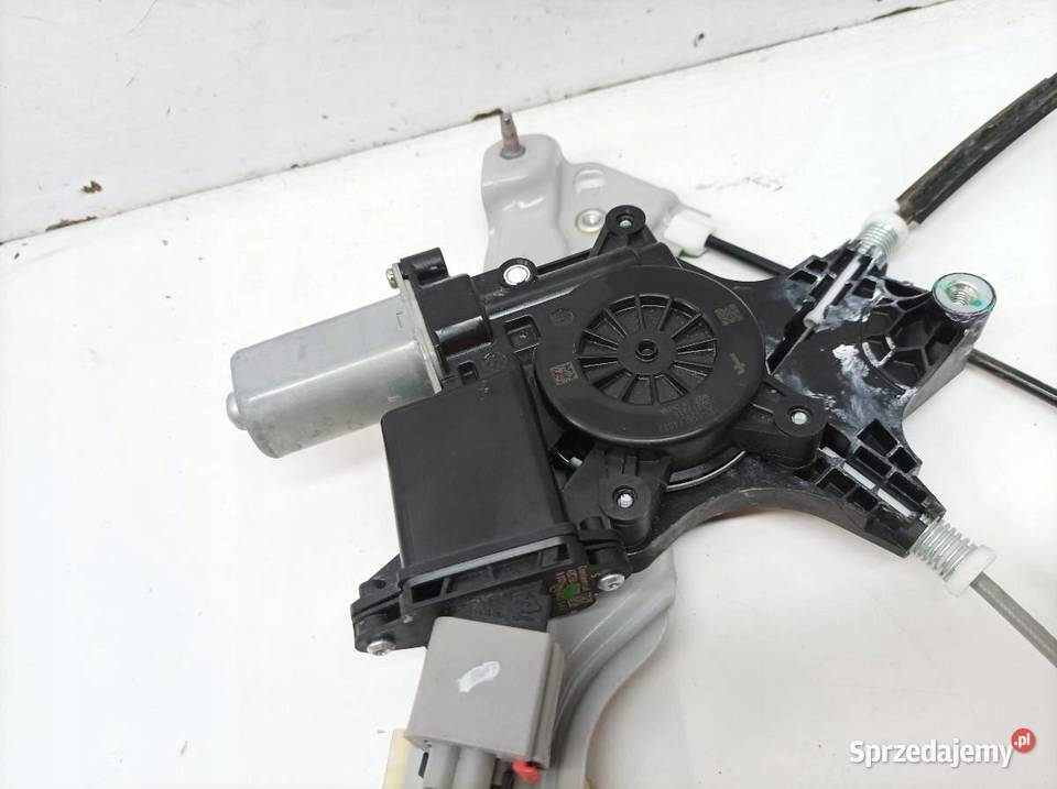 MECHANIZM SZYBY PRAWY PRZÓD 558LF4022 Opel Rok produkcji 2018 Wyposażenie wnętrza sprzedam