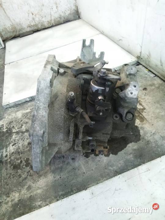 i102 SKRZYNIA BIEGÓW MANUAL ASTRA J 20 A20DTH lubelskie Opole Lubelskie